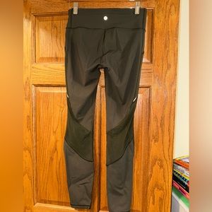 Lululemon dark olive leggings size 6